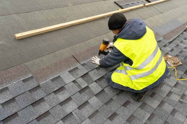 Best Roof Gutter Cleaning  in Culver, IN